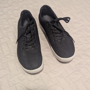 Nobull Canvas Trainer Men's  Sz. 7 Wmns Sz.8.5 Workout Gym Shoes Black
